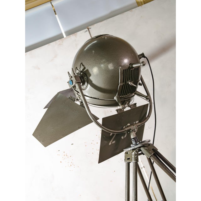 Fiberglass Film Studio Spotlight Floor Lamp from Mole-Richardson, England, 1950s For Sale - Image 11 of 18