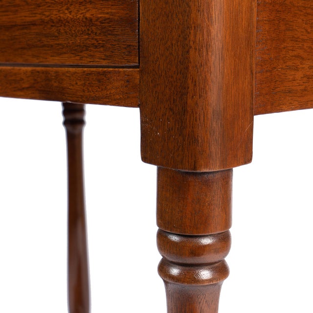 Delaware Valley Walnut Single-Drawer Stand, 1810-20 For Sale - Image 12 of 15