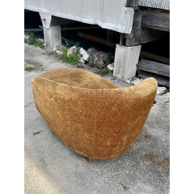 Tan Modern Settee Chaise Upholstered Lounge | Style of Vladimir Kagan For Sale - Image 8 of 12