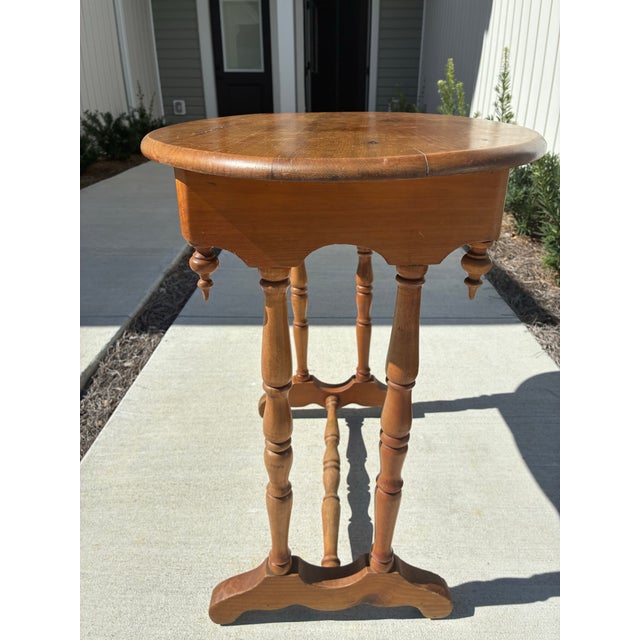 Victorian Late 19th Century Grover B. Horton Country Pine Oval Side Table With Turned Spindle Legs & Drop Finials For Sale - Image 3 of 12