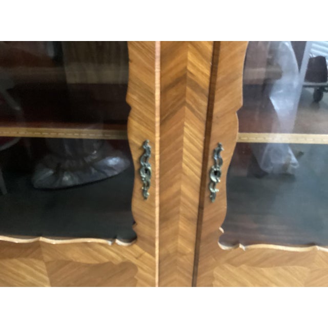 Brown Elegant French Satinwood Bookcase/Display Cabinet For Sale - Image 8 of 10