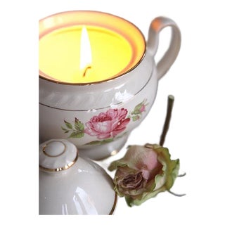 Vintage-Inspired Floral Teapot Candle, Hand-Poured Reusable Ceramic Décor Piece For Sale