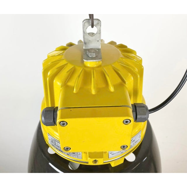 Industrial Yellow Explosion Proof Lamp with Black Enameled Shade from Elektrosvit, 1990s For Sale - Image 9 of 18