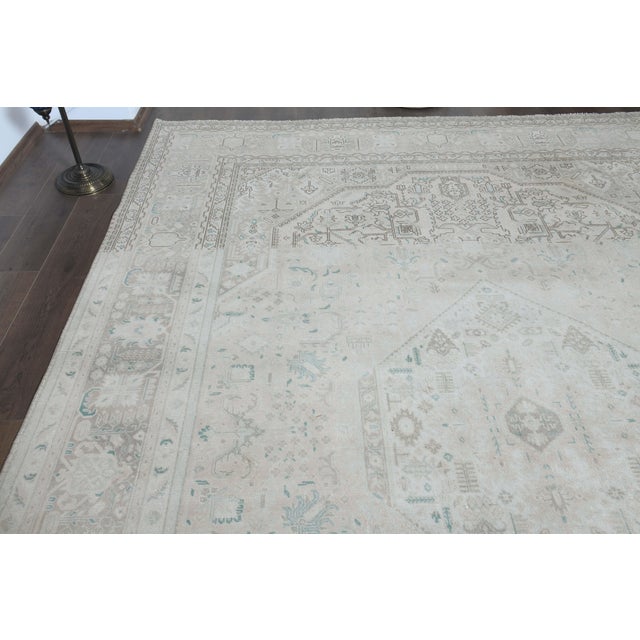 1970s Vintage Persian Handmade Wool Cotton Beige Area Rug For Sale In San Francisco - Image 6 of 11