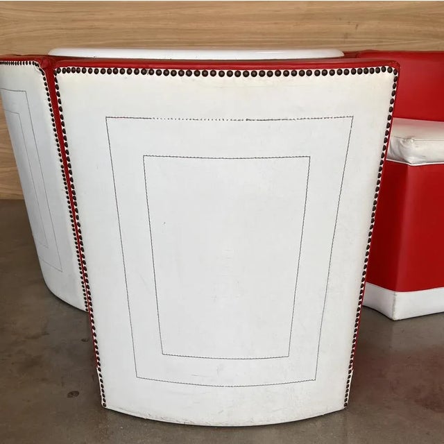 Vintage Round Table with Six Chairs in Red and White Leather, 1960s, Set of 7 For Sale - Image 6 of 10