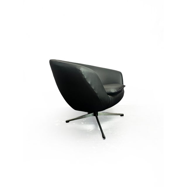 Mid-Century Modern Vintage Swedish Pod Swivel Chair, 1960s For Sale - Image 3 of 17