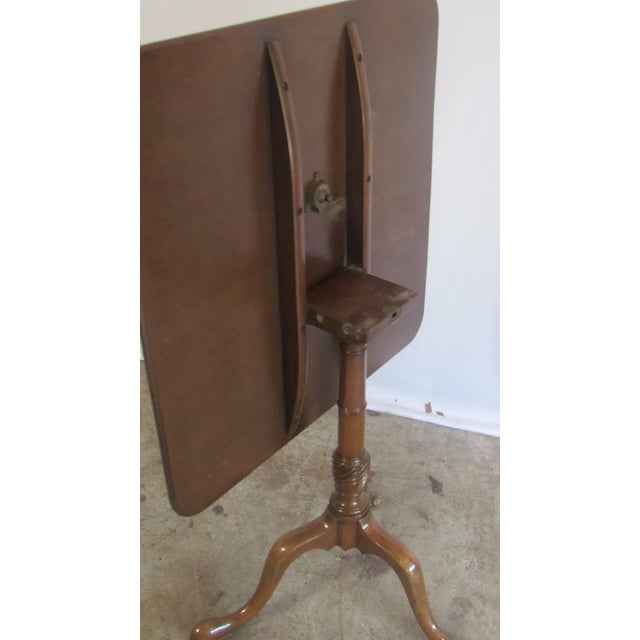 Kittinger Cw Tilt Top Side Table Mahogany For Sale - Image 6 of 7