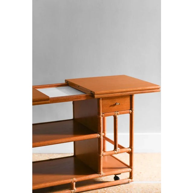 Serving Cart in Rattan with Adjustable Wood Top from McGuire, 1970 For Sale - Image 6 of 7