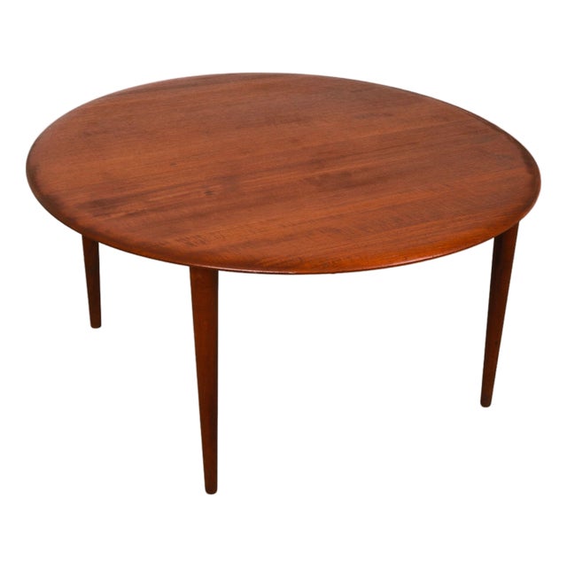 Teak Midcentury Round Coffee Table Peter Hvidt & Orla Molgaard-Nielsen for France & Son For Sale