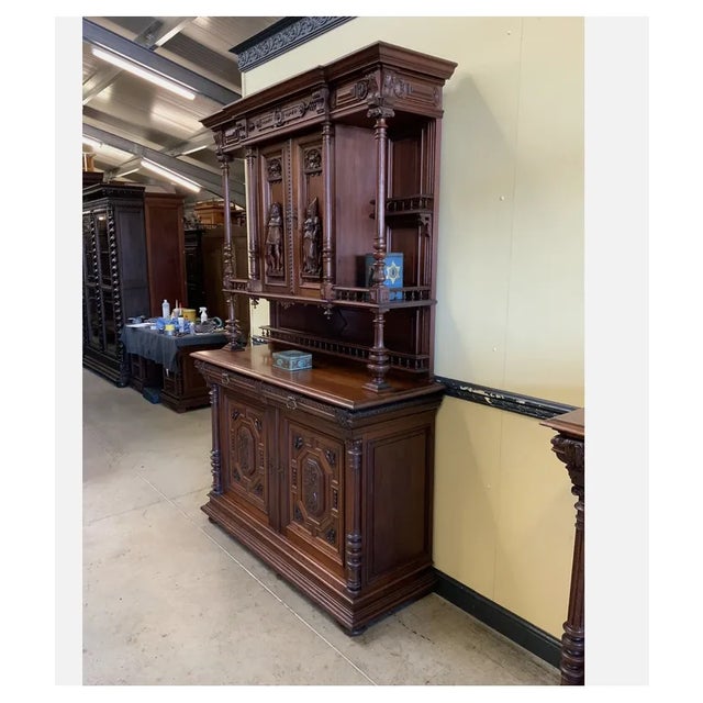 Late 19th Century Antique Walnut Buffet, 1880s For Sale - Image 5 of 8