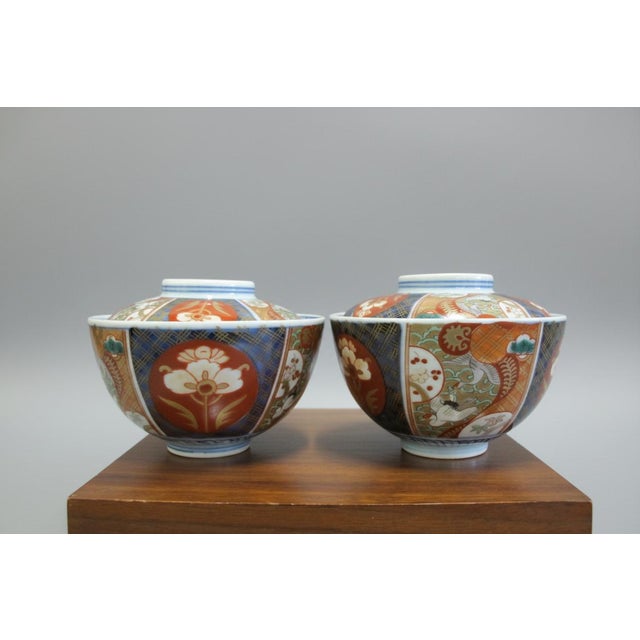 19th Century Japanese Imari Porcelain Covered Rice or Soup Bowl With Lid Set of 6 For Sale - Image 5 of 18