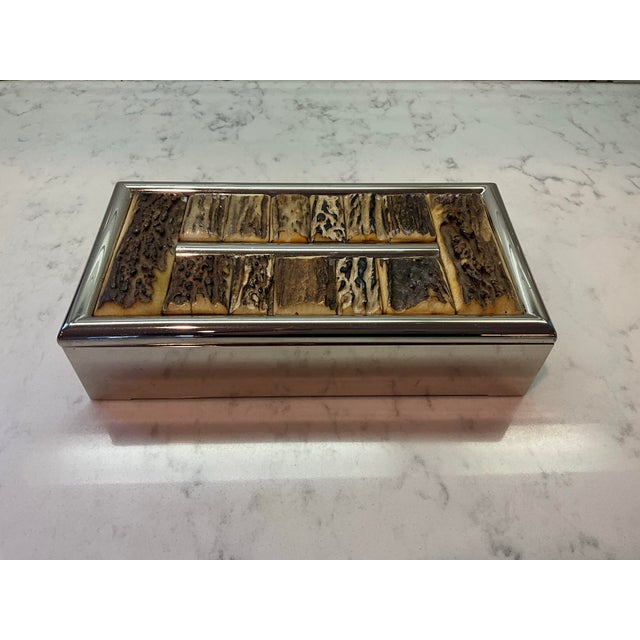 Up for sale is a rare vintage Gucci Italy horn cigarette or trinket box. The box has interesting horn detailing on the...