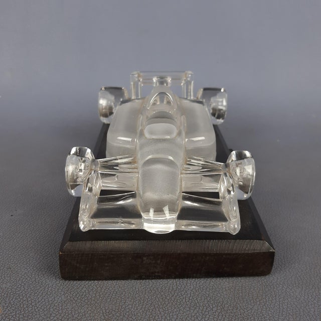 Stunning vintage crystal sculpture, depicting a Formula 1 Ferrari model with wooden base, excellent German manufacture...