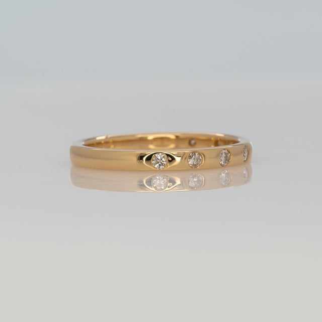 Metal Diamond Band Minimalist Design: Solid 14k Gold – Round Diamond Fine Jewelry, Size 6.75 For Sale - Image 7 of 9