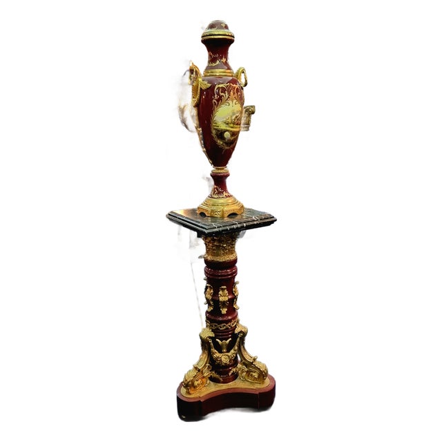 Burgundy Majesty – French-Inspired Porcelain Vase With Ornate Gilded Pedestal, Marble Top & Sculptural Bronze Accents For Sale