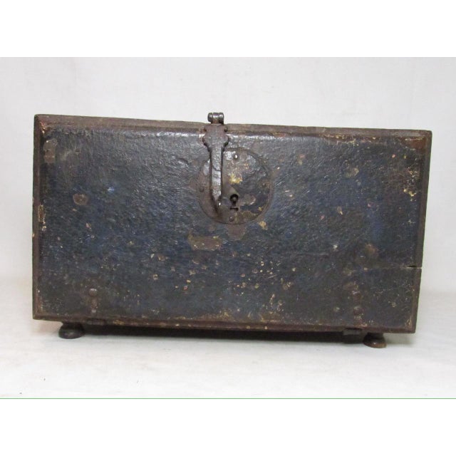 17th. Century Indo-Portuguese Vargueno For Sale - Image 4 of 12