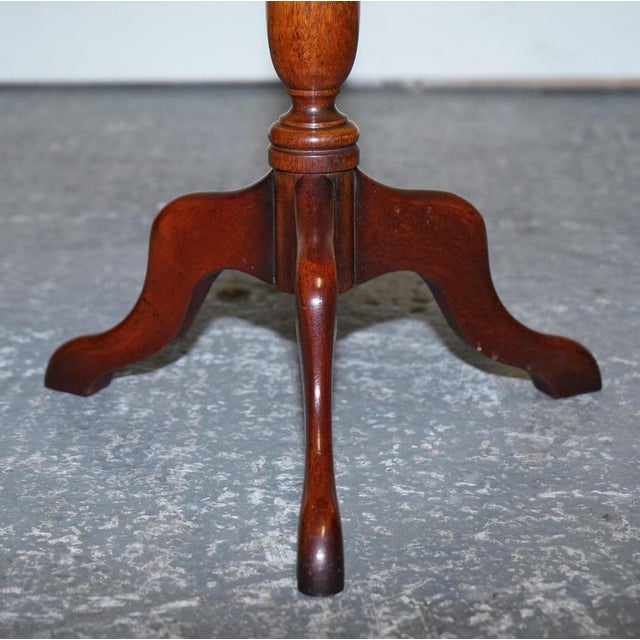 Wood Vintage Walnut Pie Crust Lamp Wine Occasional Table by Charles Barr For Sale - Image 7 of 16