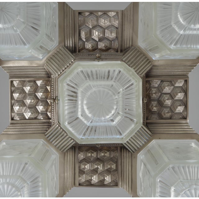Hettier & Vincent French Art Deco Chandelier 1930s - Geometric Glass & Nickeled Bronze For Sale - Image 9 of 13