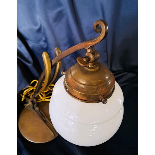 White Art Nouveau Desk Lamp in Brass and Opaline, 1890s For Sale - Image 8 of 13
