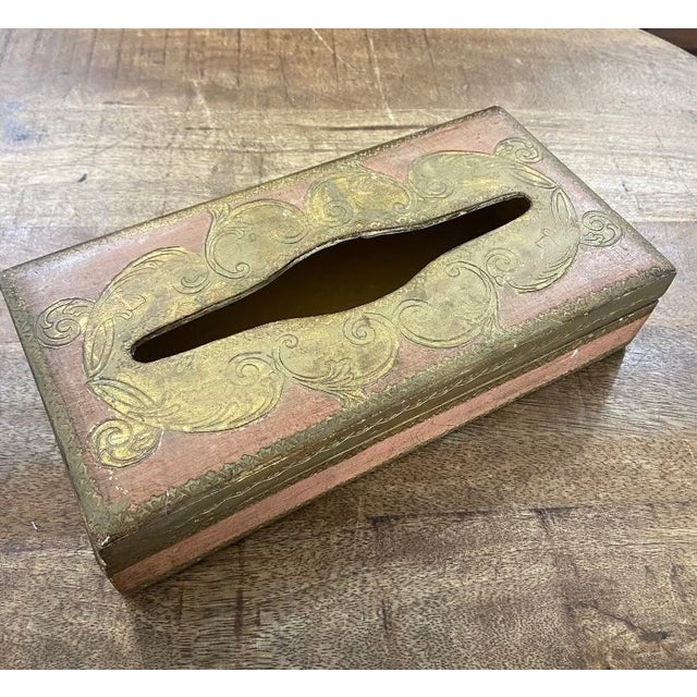 Gold Mid to Late Twentieth Century Italian Florentine Long Tissue Box Holder in Blush Pink and Gold For Sale - Image 8 of 8