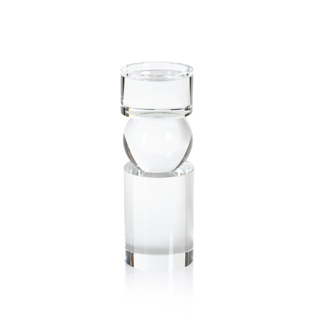 There’s nothing like moody candlelight reflecting in clear faceted crystal to create a sophisticated setting. Our Renata...