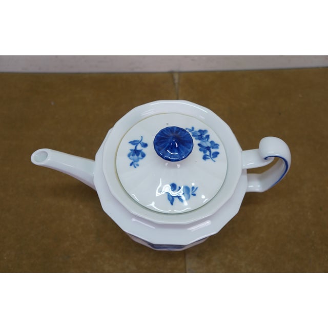 Mid 20th Century Mid 20th Century Denmark Royal Copenhagen 8503 Blue Flower Teapot Tea Coffee Pot Pitcher 9" For Sale - Image 5 of 15