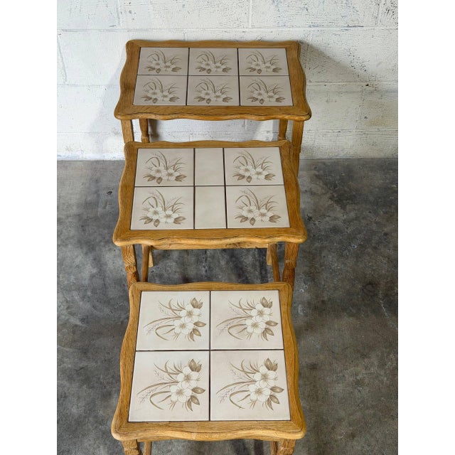 Oak Ceramic Tile-Top Nesting Tables Set of 3 Floral Spindle Legs Traditional Vintage For Sale In Los Angeles - Image 6 of 11