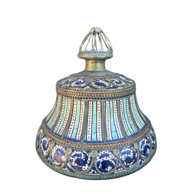 1920s Early 20th Century Large Moroccan Urn For Sale - Image 5 of 7