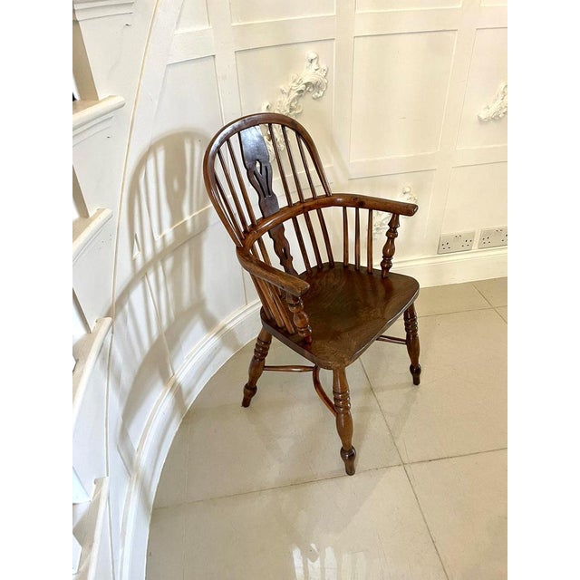 Antique George III quality child’s yew wood Windsor chair having a yew wood stick and hoop back, elm seat standing on yew...