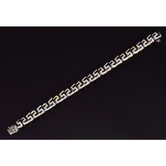 Late 20th Century Authentic Roberto Coin Cobra 1.78ct Diamond & Black Enamel Bracelet in Solid 18k White Gold For Sale - Image 14 of 16