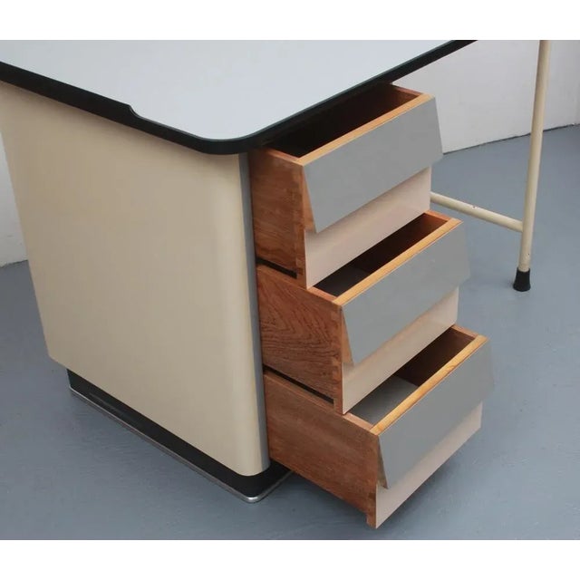 Black Doctor Desk Metal R, 1955 For Sale - Image 8 of 12