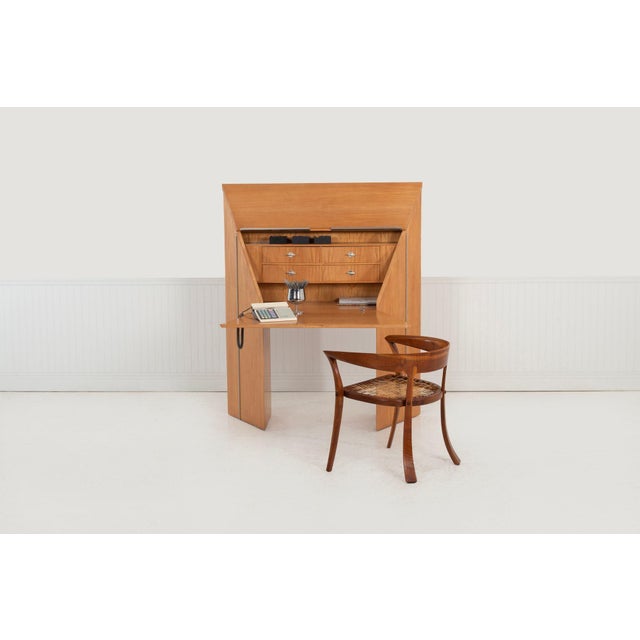 Arthur Carpenter Espenet Curved Back Arm Chair 1980c. A sculptural studio-crafted armchair by Arthur Espenet Carpenter,...