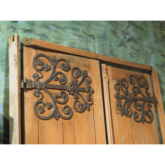 Pair of Double Sided 19th Century French Oak and Iron Cathedral Doors For Sale - Image 16 of 18