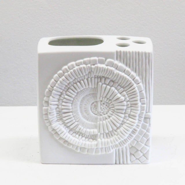 1960s Vintage Kaiser Bisque Vase For Sale - Image 4 of 10