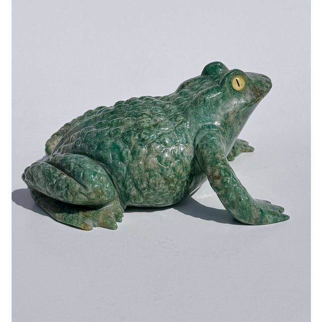 Carved Green Hardstone Frog Sculpture, Chinese, Late 20th Century For Sale In New York - Image 6 of 13