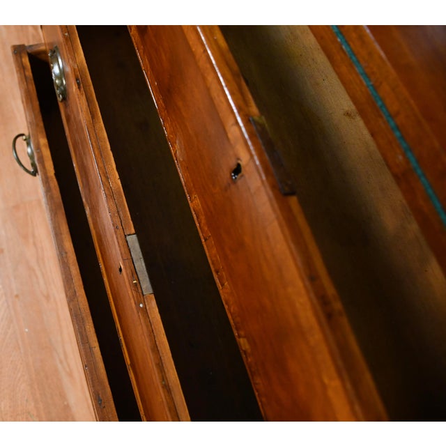 19th American Federal Mable Wood Secretary Desk With Bookcase Top c.1870 For Sale - Image 13 of 18