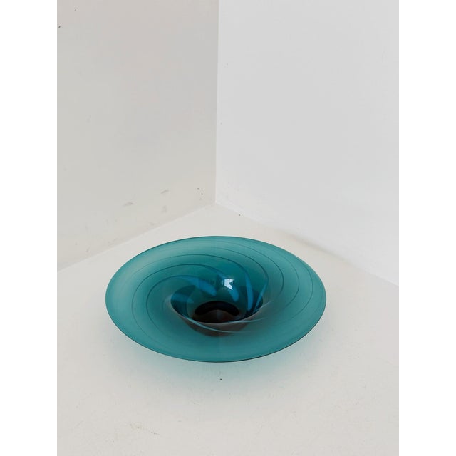 Large Murano Glass Centerpiece from Venini, 1960s, in Flawless conditions. Designed 1960 to 1969 This piece has an...