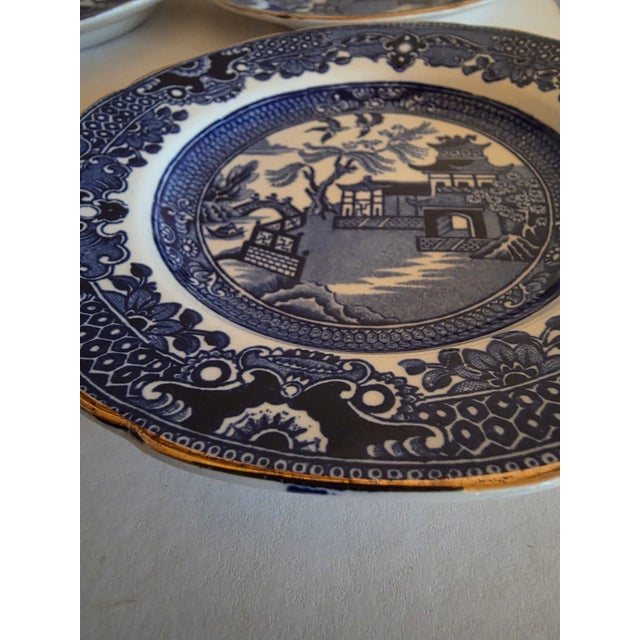 Blue and White Willow Pattern Plates Six For Sale In San Antonio - Image 6 of 10