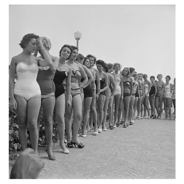 'Miss Italy 1955' Unframed Archival Pigment Print For Sale