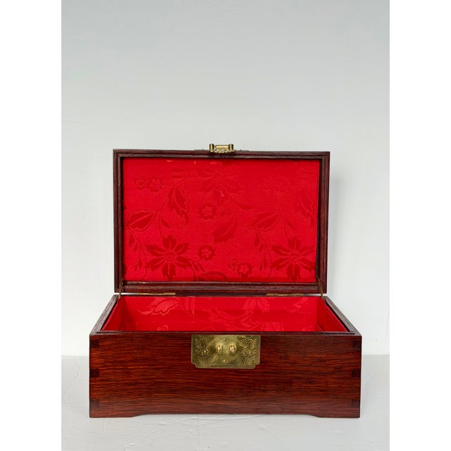 1950s Chinese Rosewood & Brass Rectangular Jewelry Box For Sale - Image 9 of 9