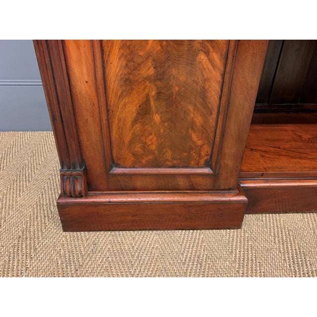 Early 19th Century Flame Mahogany Bookcase For Sale - Image 15 of 18