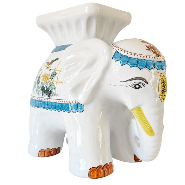 Chinoiserie 1970s Mid-Size Hollywood Regency Style Chinoiserie Elephant Garden Stool & Plant Stand For Sale - Image 3 of 9