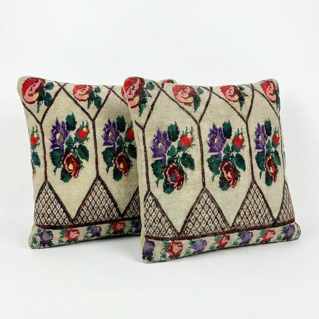 Mid-Century Modern Striped Turkish Kilim Pillow Cover 20'' X 20'' - Set of Two For Sale - Image 3 of 4