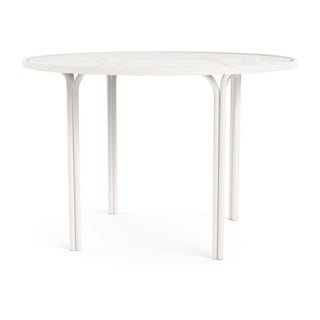 Brown Jordan Kantan Aluminum 42" Round Dining Table - Glass Top in Chalk For Sale