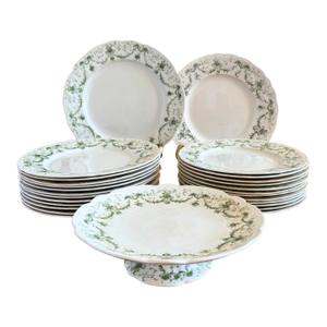 Ridgways English Earthenware Dinner Set, Green Ribbon & Floral Garlands “Lafayette” – 26 P. For 12, Circa 1890