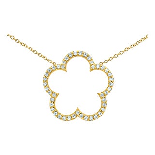 Late 20th Century 14K Yellow Gold Diamond 5 Leaf Clover Floral Pendant Necklace For Sale