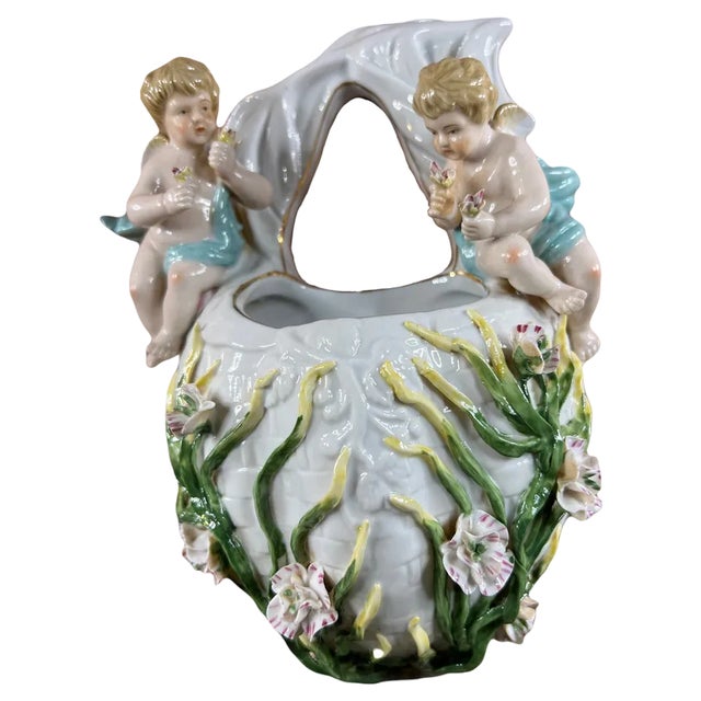 Putti Wall Decor in Meissen Porcelain, 1920s For Sale