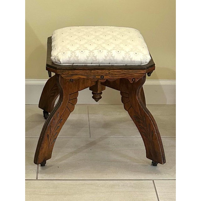 Late 19th Century Antique, Oak With Spoon-Carvings, Victorian-Era or Eastlake Style Foot/Vanity Stool, Cabriole Legs, Centralized Drop-Pendant Under Seat, Circa 1890’s For Sale - Image 5 of 10