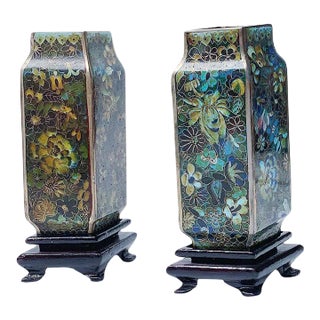 Antique 19th Century Chinese Cloisonne Rhombus Shaped Vases in Green With Rose Wood Stands - a Pair For Sale