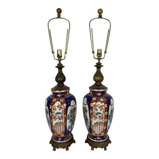 Pair of Japanese Imari Porcelain Style Table Lamps, Signed For Sale